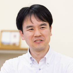 西川 哲 氏